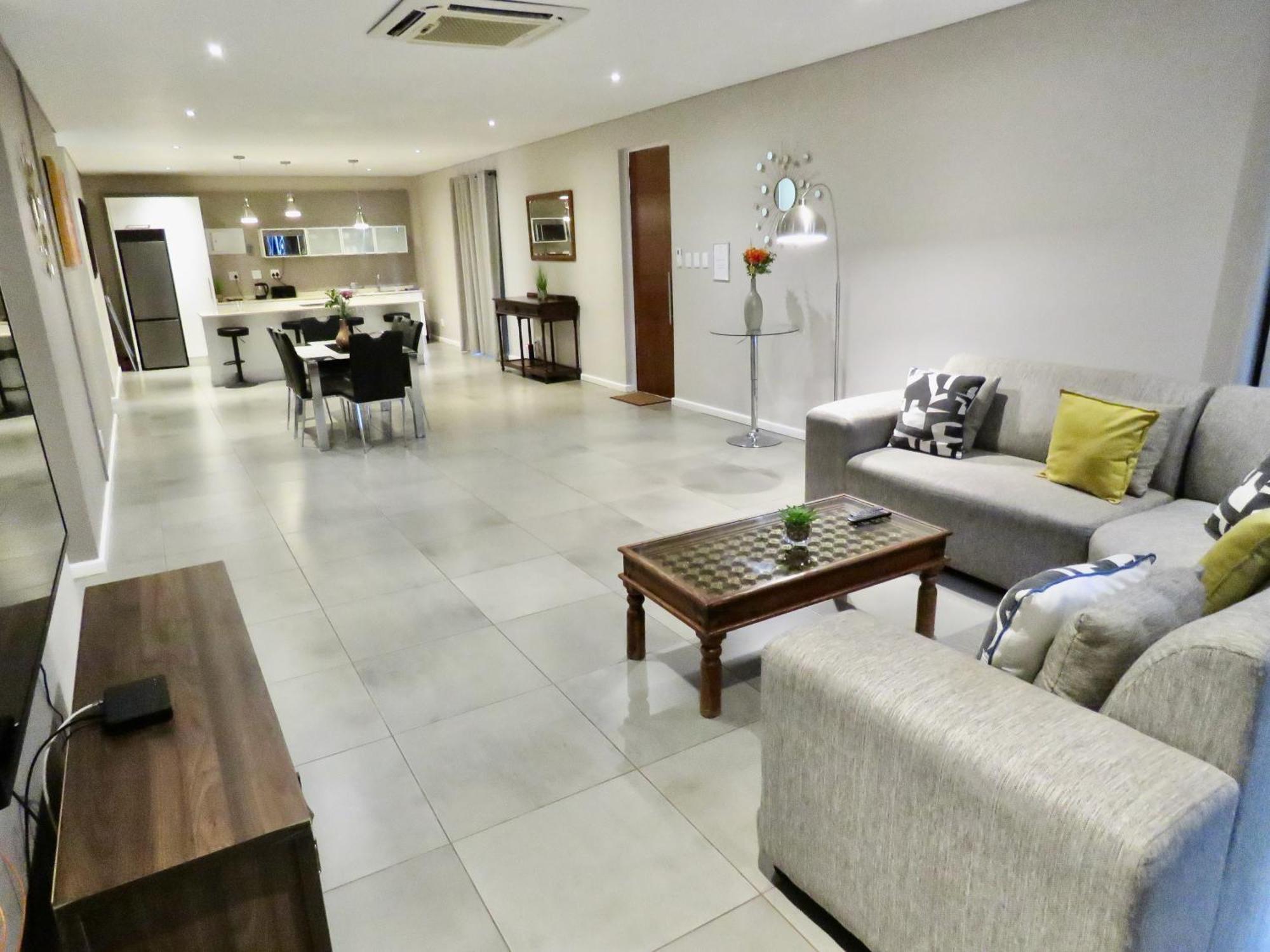 The Executive - Exclusive Self-Catering Apartments - Ezulwini Kültér fotó
