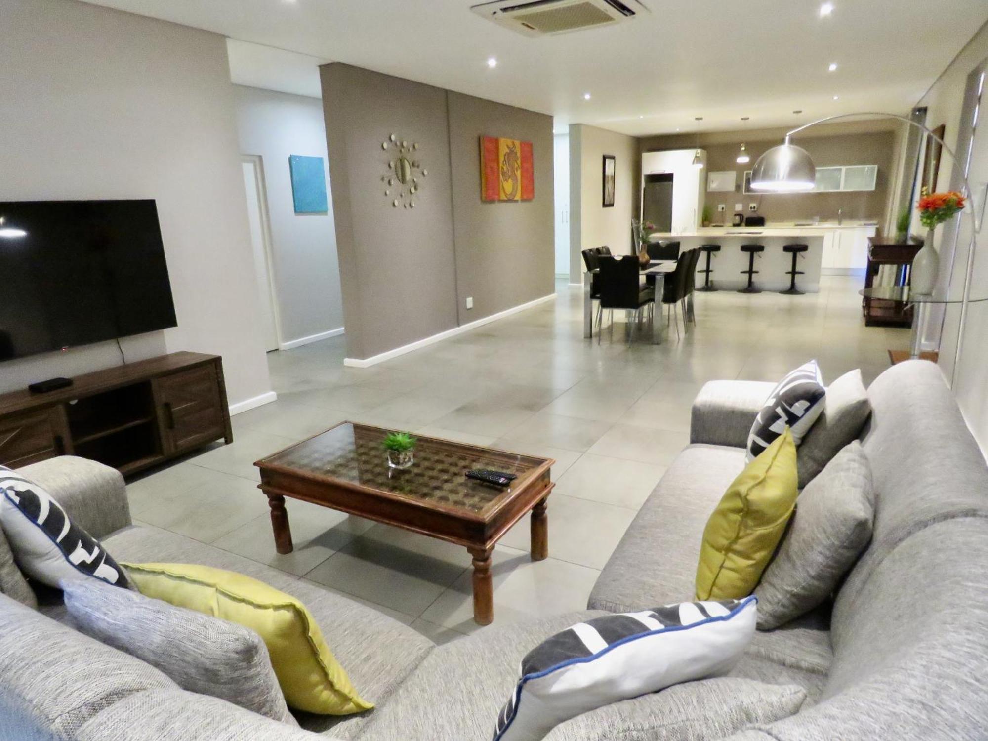 The Executive - Exclusive Self-Catering Apartments - Ezulwini Kültér fotó